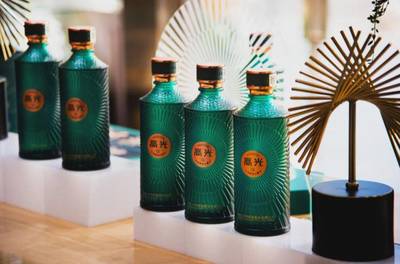 酒业观察|千亿光瓶酒市场来临,大热赛道谁能出圈